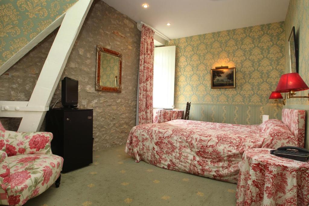 Chateau De La Verie Challans Room photo
